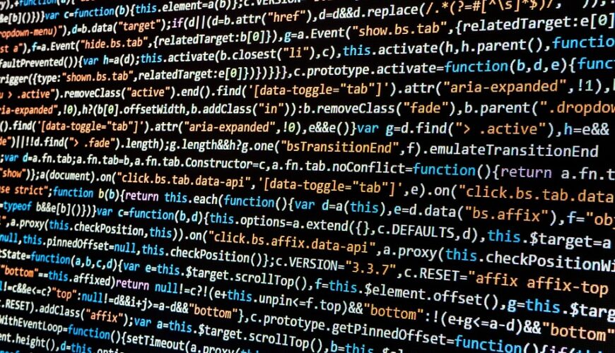 Cómo Elegir el Curso de Desarrollo de Software Adecuado para Avanzar en tu Carrera